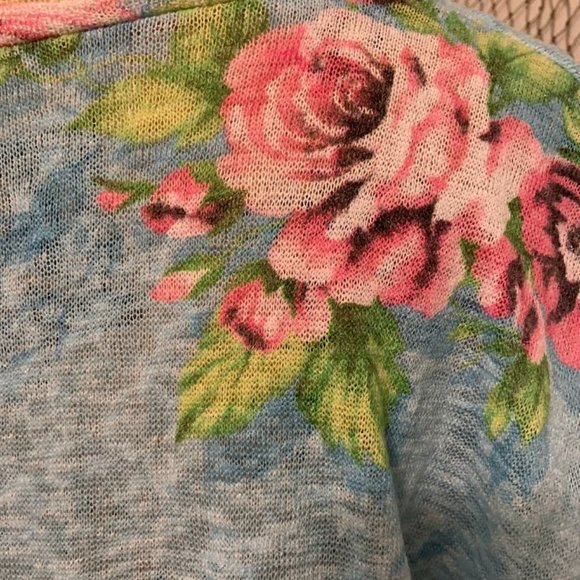 Floral Knitted High Low Blouse: Ladies L - Picture 3 of 5